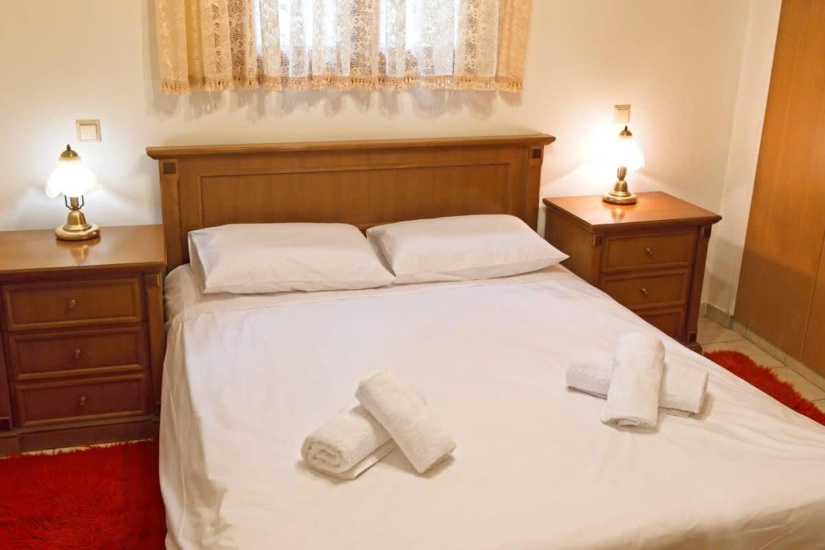 Forest Cosy House - Lagkadia Amazing View מראה חיצוני תמונה
