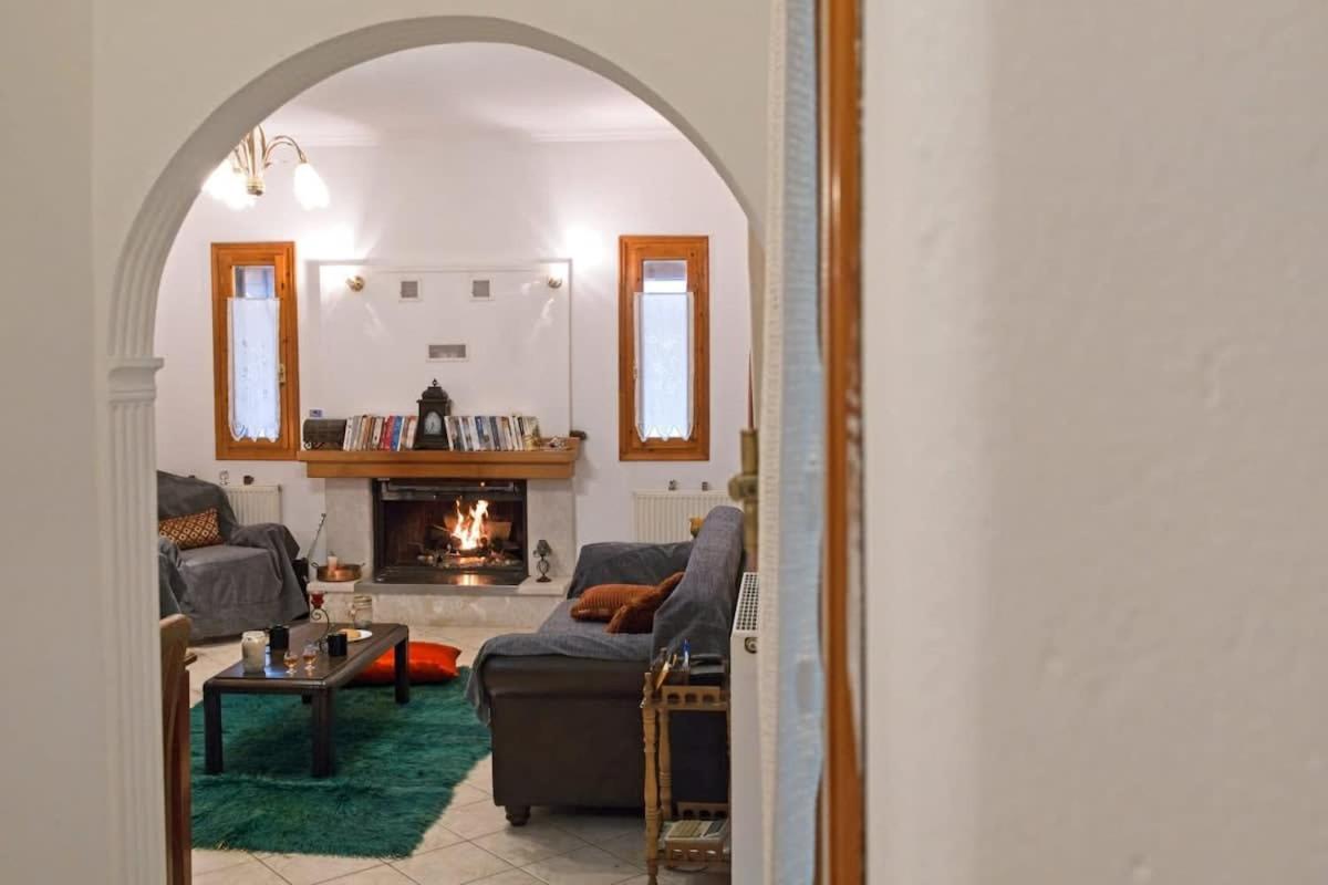 Forest Cosy House - Lagkadia Amazing View מראה חיצוני תמונה
